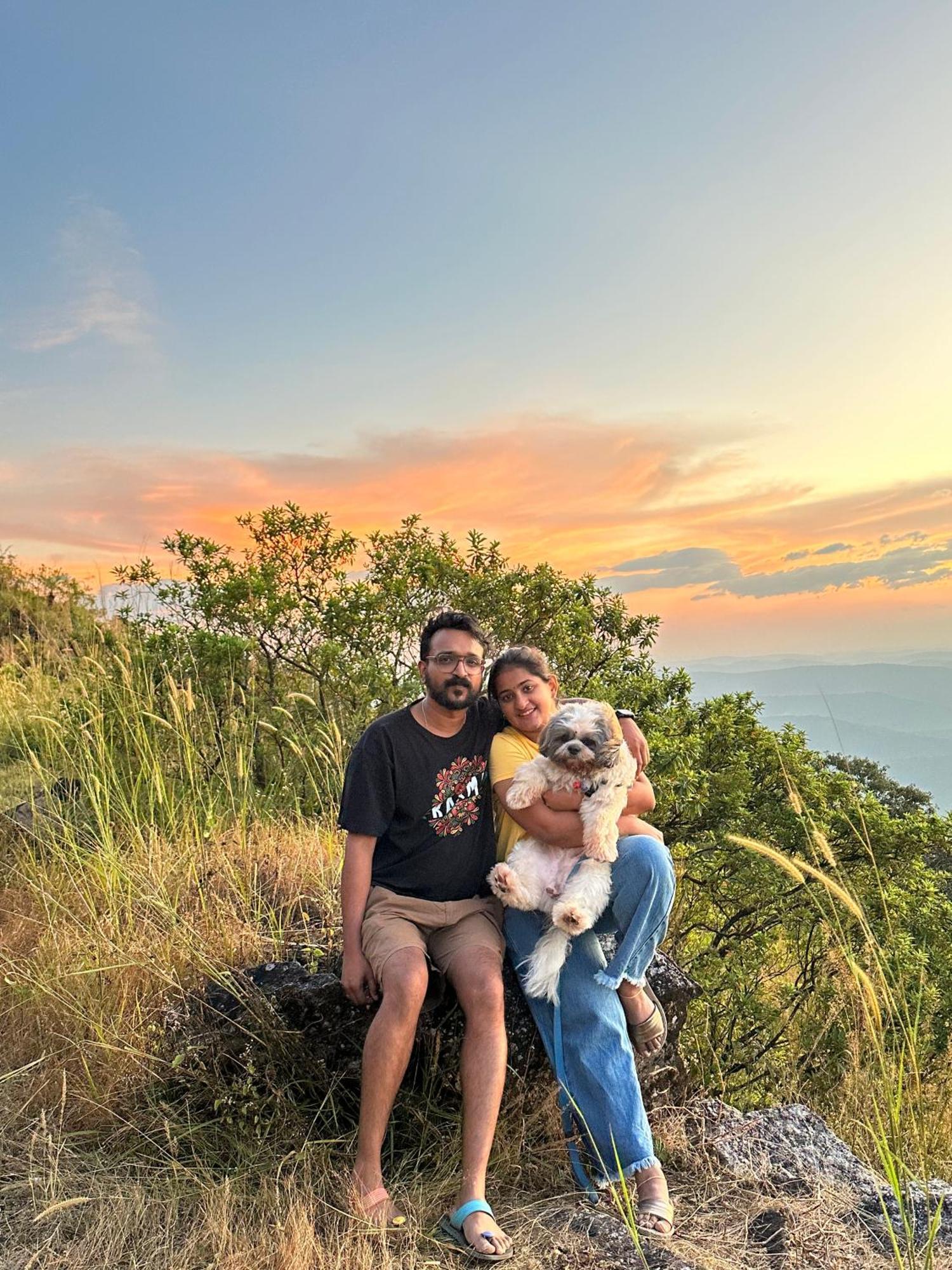 Sunset Valley Kerala Pool Resort - Monsoon Forest Cottage Stay In Idukki With Private Waterfalls, Natural Streams & Breathtaking Views Pīrmed Exterior foto
