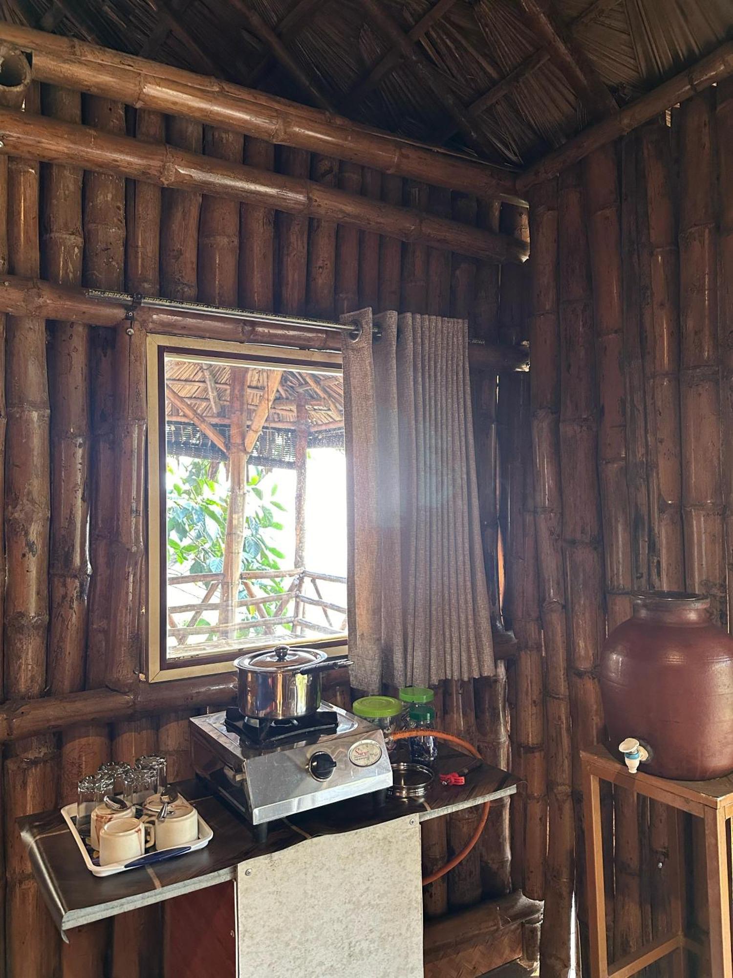 Sunset Valley Kerala Pool Resort - Monsoon Forest Cottage Stay In Idukki With Private Waterfalls, Natural Streams & Breathtaking Views Pīrmed Exterior foto